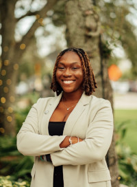 Shanoy Manning headshot photo